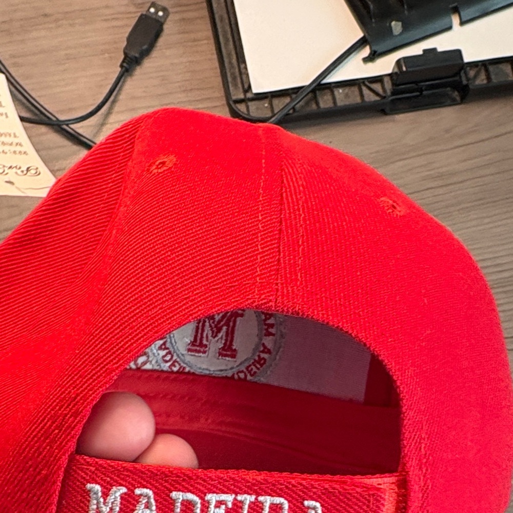 Red Madeira Embroidered Cap - Picture 5 of 5